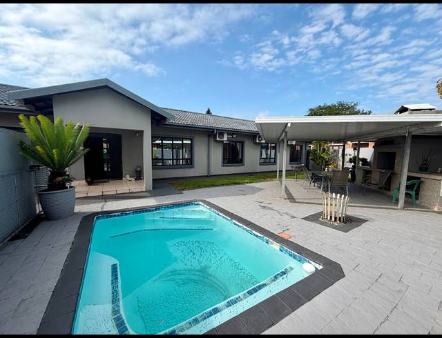 3 BEDROOM SECTIONAL TITLE FOR SALE IN BIRDSWOOD